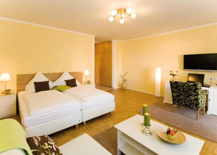 'zum Augarten' מלון