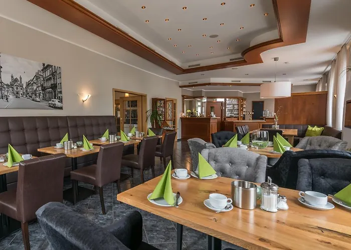 Hotel 'zum Augarten' 3*